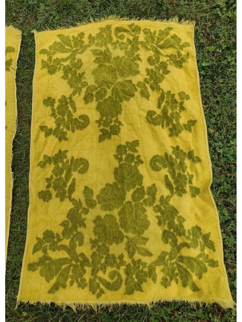 Vintage 60s Cannon Monticello Bath Towels Set 2 Yellow Green Velour Floral USA